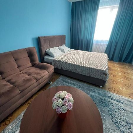 1 Комнатная Квартира В 15 Минутах От Аэропорта И 5 Минут От Жд Вокзала 1 Almaty Ngoại thất bức ảnh